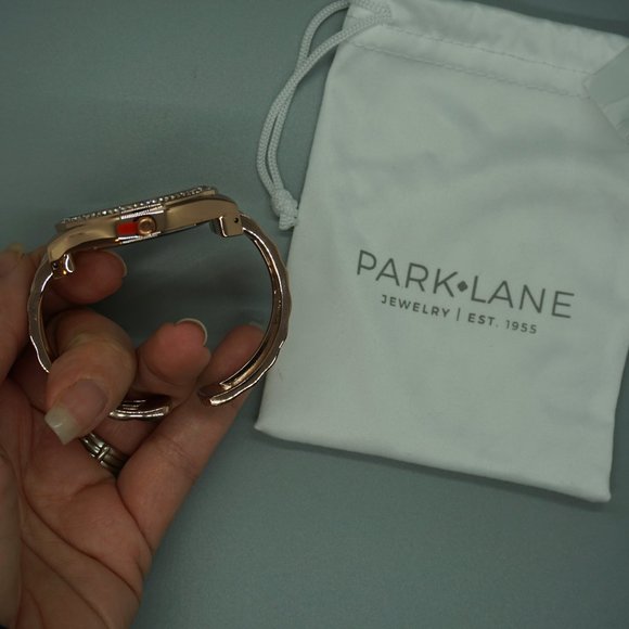 NEW Park Lane Jewelry BOSSBABE Open Cuff WATCH Hostess Excl. Rose Gold RETIRED - Picture 4 of 9